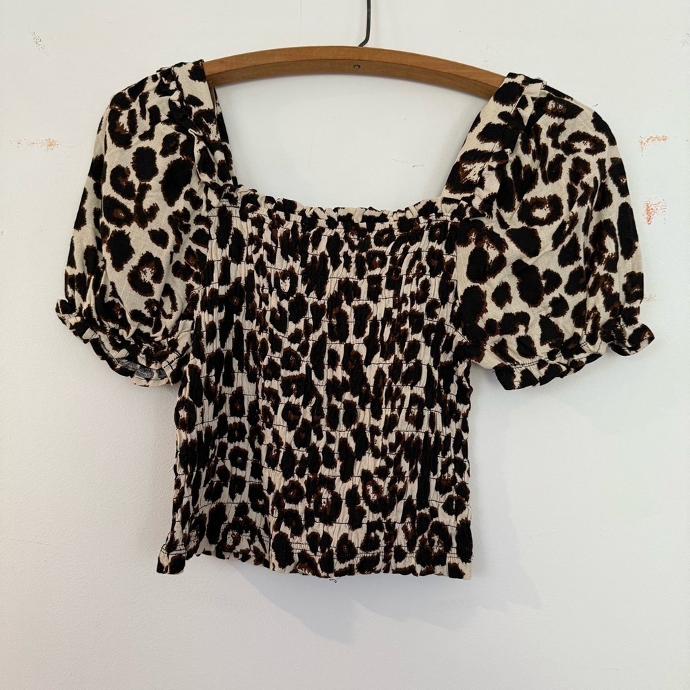 Monteau Puff Sleeve Crop Smocked Top Leopard Print Linen Blend M Beachy Baddieš - Picture 4 of 5